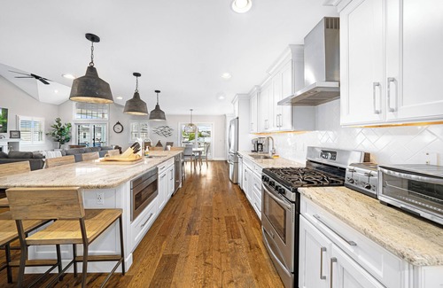 Avalon House | Victory Breeze - 7 bedroom - Luxury End Home - Ocean Views - Pool - Avalon, NJ