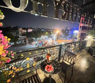 Hai Ba Trung Hotel | Victory Hotel