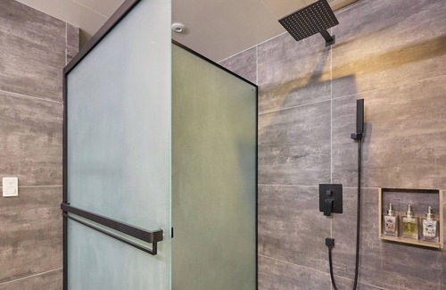 Oishi Hotel | View of Mt Fuji Deluxe JapaneseWestern Room Room only/Minamitsuru-gun Yamanashi