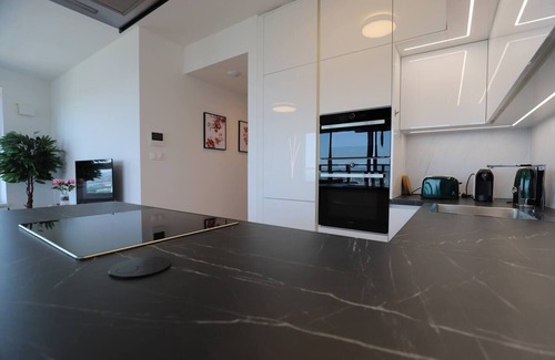 Old Town Apartment | View of the city from the 30th floor, parking included in the price