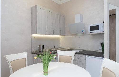 Shevchenkivs'kyi District Apartment | View on Maidan and Kreschatyk