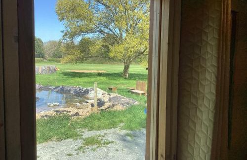 Fairseat Bed & Breakfast | Vigo Retreat cabin 2