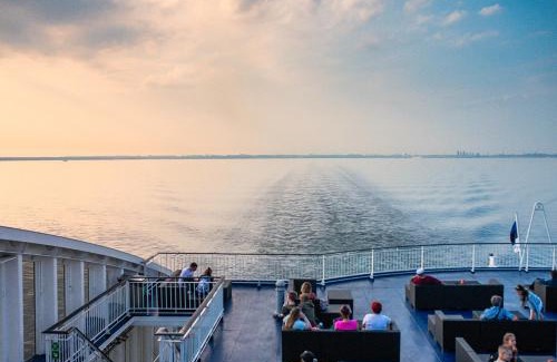 Katajanokka Boat Rental | Viking Line ferry Viking XPRS - One-way journey from Helsinki to Tallinn