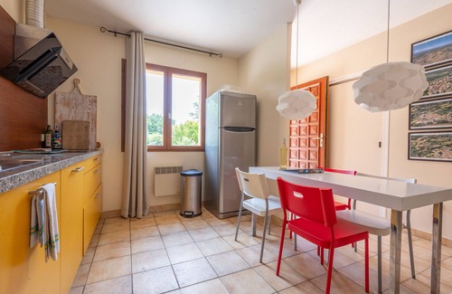 Saint-Cesaire-de-Gauzignan Villa | Villa Vignes – Family-friendly villa in the Gard with pool, large garden and play areas