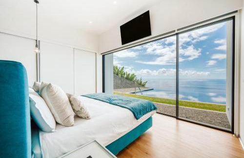 Arco da Calheta Villa | Vila Aguarelas with pool by Stay Madeira Island