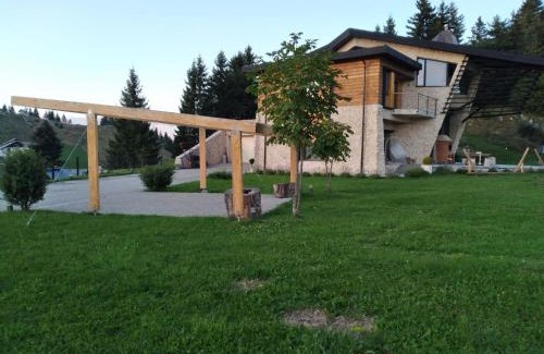 Moeciu de Sus Villa | Vila Costin Fundata