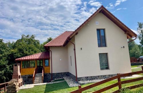 Moieciu Villa | Vila Eden Pestera