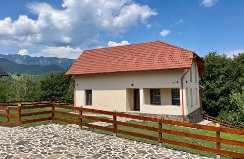 Moieciu Villa | Vila Eden Pestera