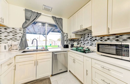 Paradise Crest House | Vila Hearts- 5BD with pool, Hot tub, Sauna, Arcade, Bar all you need N the Strip