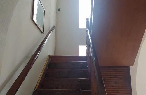 Tragjas House | Vila Kuqe