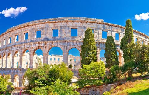 Trget Villa | Vila Laguna Blu by Villas Guide