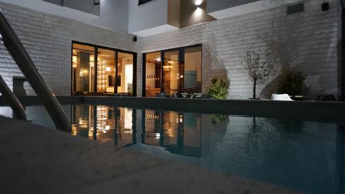 Vrdnik Apartment | Vila Lena Pool Resort - Studio 6