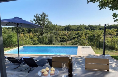 Zabrezani Villa | Vila Parizi