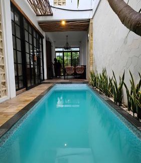 Gresik House | Vila Raima SYARIAH