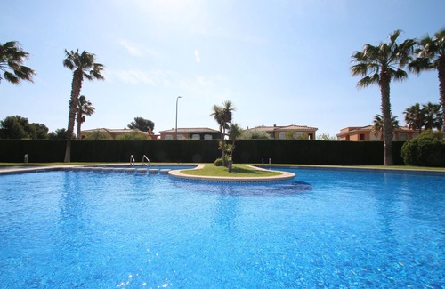 Miami Platja Ski Chalet | Vila Romana 5-1