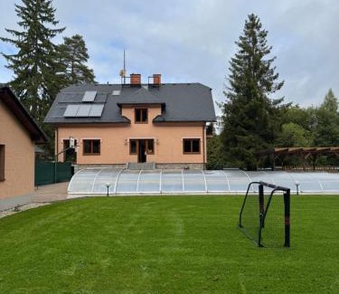 Mikulovice Villa | Vila u lesa - Mikulovice