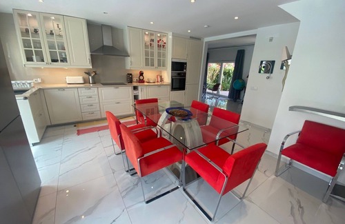 Quarteira Villa | VILAMOURA villa ground floor heated pool (optional) 1 km from marina. 3 suites