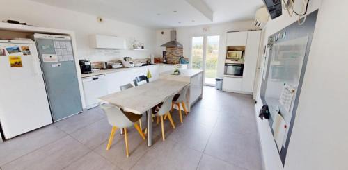 Vic-la-Gardiole Villa | Villa Émeraude