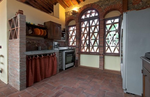 Capannori Villa | Villa 4/8 person with pool, garden - Lucca /Tuscany
