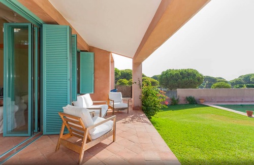 Cabo Roche Villa | Villa 5 minutes from the beach of Roche with garden and pool ideal for families