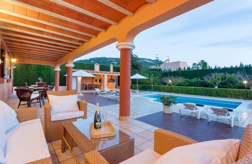 Can Besso Villa | Villa ∙ 6 bedrooms ∙ 12 guests