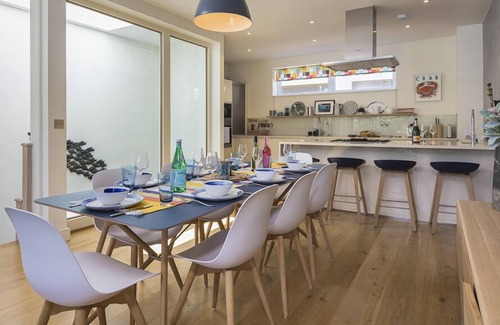 Salcombe Cottage | VILLA 8, ESTURA, family friendly, luxury holiday cottage in Salcombe