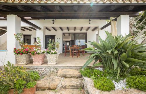 Cinisi Villa | Villa a 300 Mt. dal Mare (Magaggiari) con campo da tennis