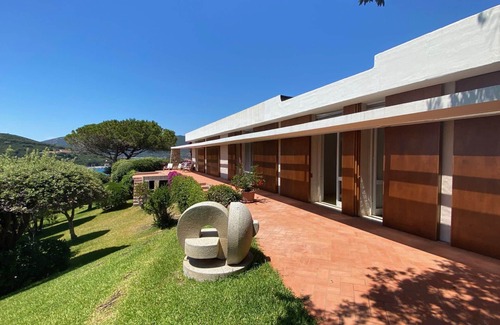 Lacona Villa | Villa Acquarilli is the most exclusive location on Elba Island.