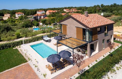 Kadumi Villa | Villa Albona