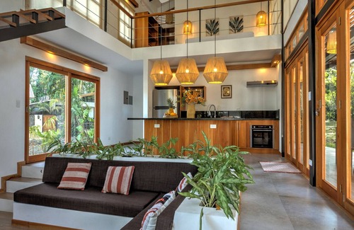 Chiguata Villa | Villa Alegría. Modern tropical style surrounded by nature