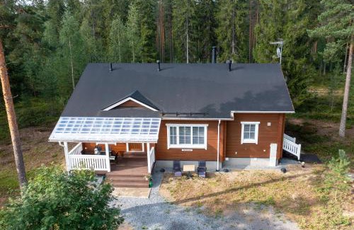 Juva Villa | Villa Aleksandra, LaatuLomat