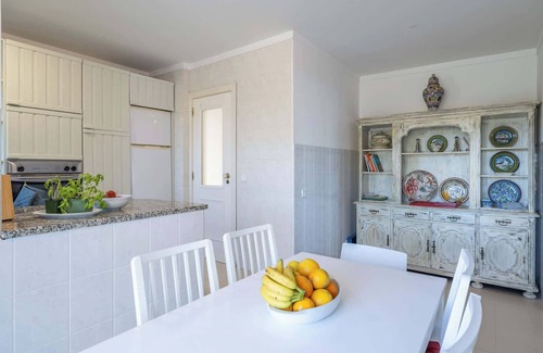 Ferragudo Villa | Villa Alice - Ocean views, Pool, Tennis court