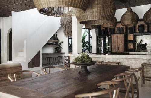 Dyanapura Villa | Villa Almaz Seminyak