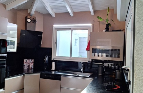 Sainte-Anne Villa | Villa Almeida 500 metres from the beach