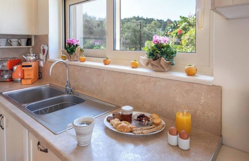 Rantatika Villa | Villa "Aloni" with Sea View, Private Pool & Wi-Fi