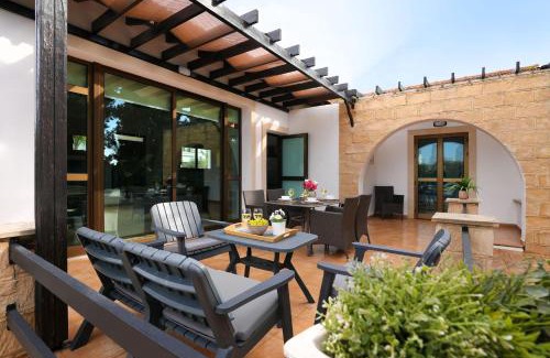 Ayia Thekla Villa | Villa Anthia - 2bed with Large Pool