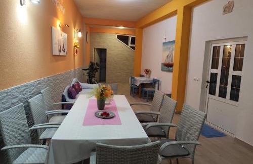 Seget Donji Apartment | Villa Antonio