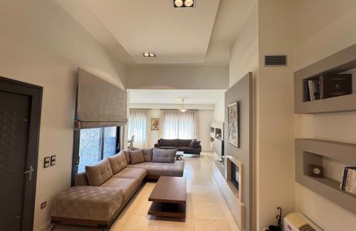 Trikala Villa | Villa Apocalypsis