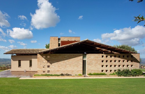 Assisi Villa | Villa Arcadia by Miani Group