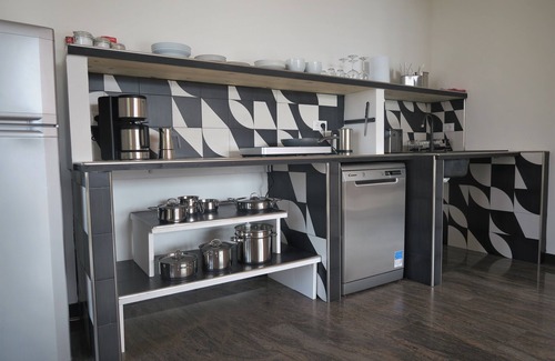 Gardola Apartment | Villa Arianna Suite in private Villa lake view, garden, private swimming pool.