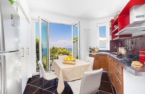 Priora House | Villa Astaria A: A cozy and welcoming two-story apartment that covers the entire ground floor of a villa which faces the sun and the sea, with Free WI-FI.