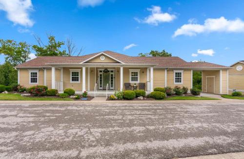 Branson House | Villa at the Hills - A Grand Branson Vacation 4 BDR Golf Resort Villa