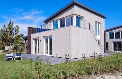 Kamperland House | Villa at Veerse Meer with Lake Views, cleaning included