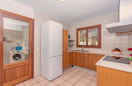 Alcanada Villa | Villa Aucanada for 8 people in a quiet area