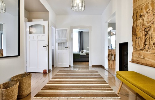 Gotha Apartment | Villa B-New spirit within old walls: luxurious living in the residential town of Gotha