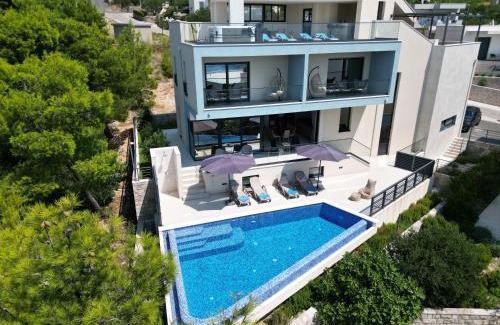 Veliko Brdo Villa | Villa Bašak