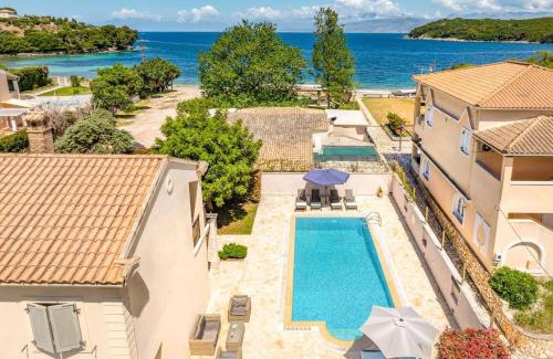 Petaleia Villa | Villa Barbaro by Villa Plus