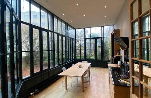 Limoges Villa | Villa Beaupeyrat (Charming private residence - In the heart of Limoges)