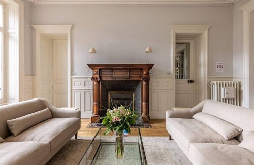 Limoges Villa | Villa Beaupeyrat (Charming private residence - In the heart of Limoges)