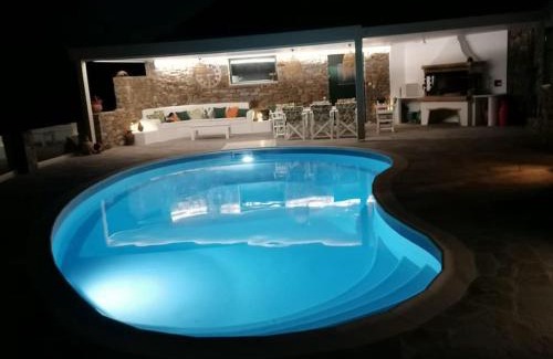 Mikri Vigla Villa | Villa Bella. Tranquil, exclusive, 4 bed, sea views